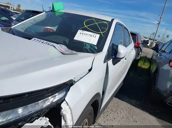 JA4ASUAA3NZ053480 2022 MITSUBISHI ECLIPSE CROSS - Image 2