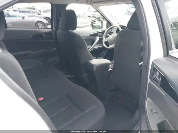 JA4ASUAA3NZ053480 2022 MITSUBISHI ECLIPSE CROSS - Image 8