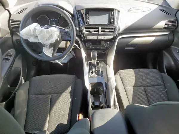 JA4ASUAA5NZ051309 2022 MITSUBISHI ECLIPSE CROSS - Image 8