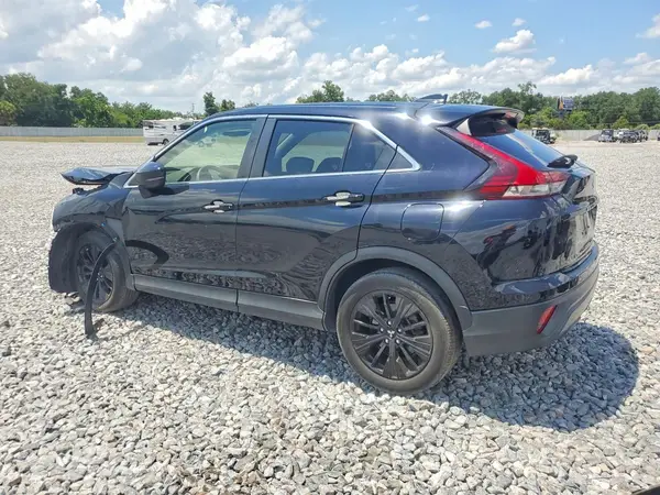 JA4ASVAA5NZ057293 2022 MITSUBISHI ECLIPSE CROSS - Image 2
