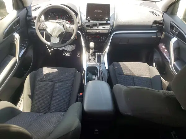 JA4ASVAA5NZ057293 2022 MITSUBISHI ECLIPSE CROSS - Image 8