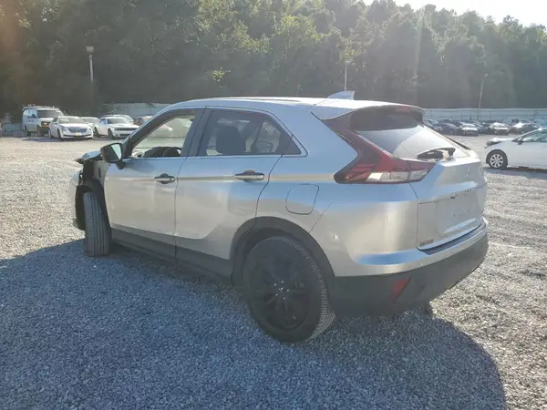 JA4ASVAA6NZ013559 2022 MITSUBISHI ECLIPSE CROSS - Image 2