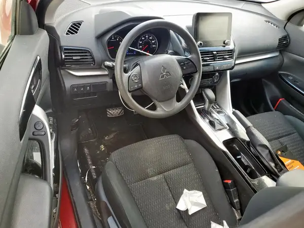 JA4ASVAA7NZ001839 2022 MITSUBISHI ECLIPSE CROSS - Image 8