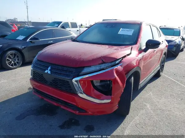 JA4ASVAA7NZ058686 2022 MITSUBISHI ECLIPSE CROSS - Image 2