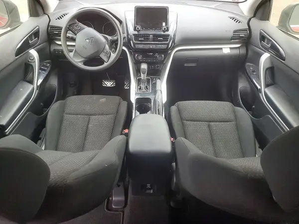 JA4ASVAA8NZ028824 2022 MITSUBISHI ECLIPSE CROSS - Image 8