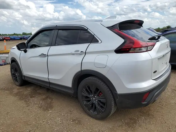 JA4ASVAA9NZ001552 2022 MITSUBISHI ECLIPSE CROSS - Image 2