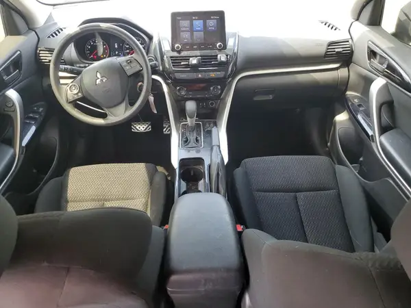 JA4ASVAA9NZ013183 2022 MITSUBISHI ECLIPSE CROSS - Image 8