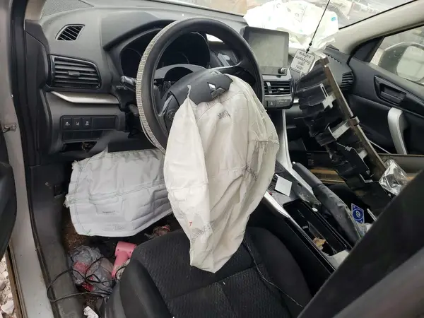 JA4ASVAAXNZ057323 2022 MITSUBISHI ECLIPSE CROSS - Image 8