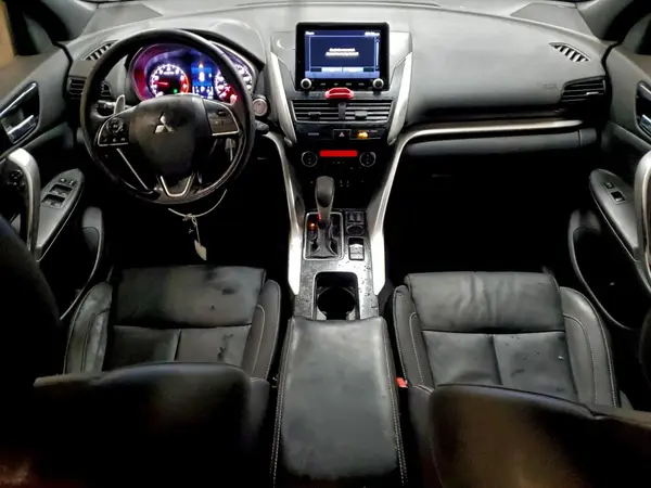 JA4ASWAA0NZ001803 2022 MITSUBISHI ECLIPSE CROSS - Image 8