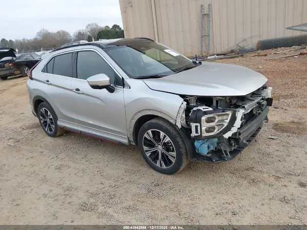 JA4ASWAA0NZ001994 2022 MITSUBISHI ECLIPSE CROSS - Image 1