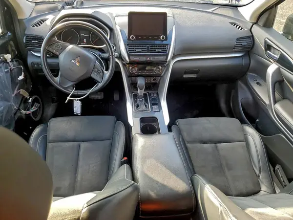 JA4ASWAA1NZ004211 2022 MITSUBISHI ECLIPSE CROSS - Image 8