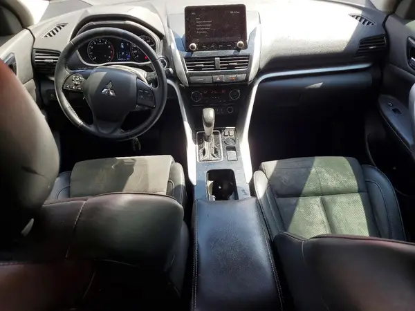 JA4ASWAA1NZ006685 2022 MITSUBISHI ECLIPSE CROSS - Image 8