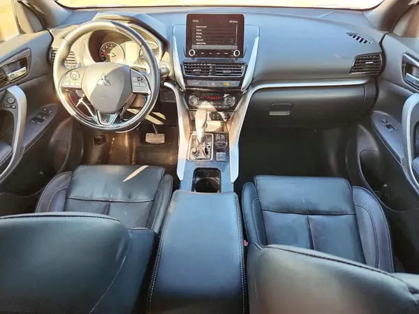 JA4ASWAA1NZ066692 2022 MITSUBISHI ECLIPSE CROSS - Image 8