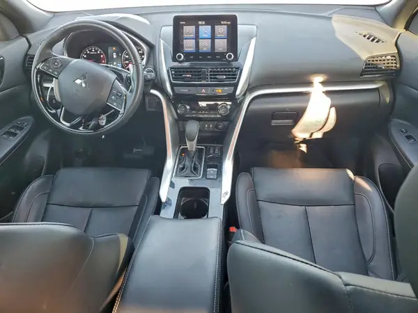 JA4ASWAA4NZ006051 2022 MITSUBISHI ECLIPSE CROSS - Image 8