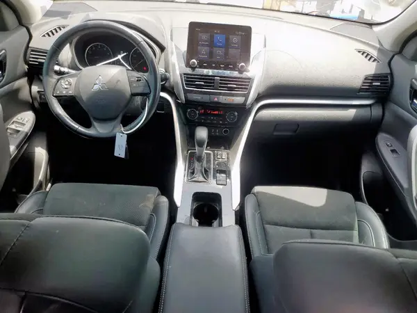 JA4ASWAA4NZ022976 2022 MITSUBISHI ECLIPSE CROSS - Image 8