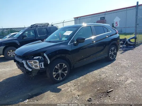 JA4ASWAA5NZ004079 2022 MITSUBISHI ECLIPSE CROSS - Image 2