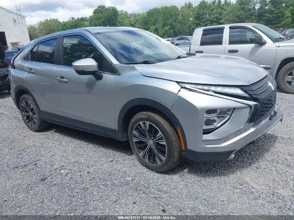 JA4ASWAA5NZ058336 2022 MITSUBISHI ECLIPSE CROSS - Image 1