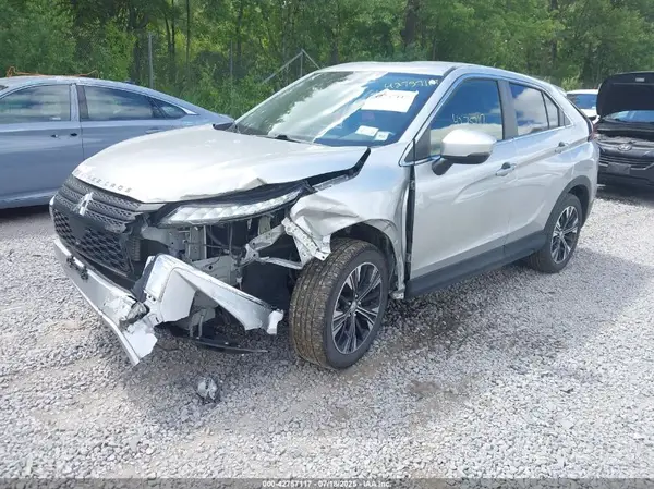 JA4ASWAA5NZ058336 2022 MITSUBISHI ECLIPSE CROSS - Image 2