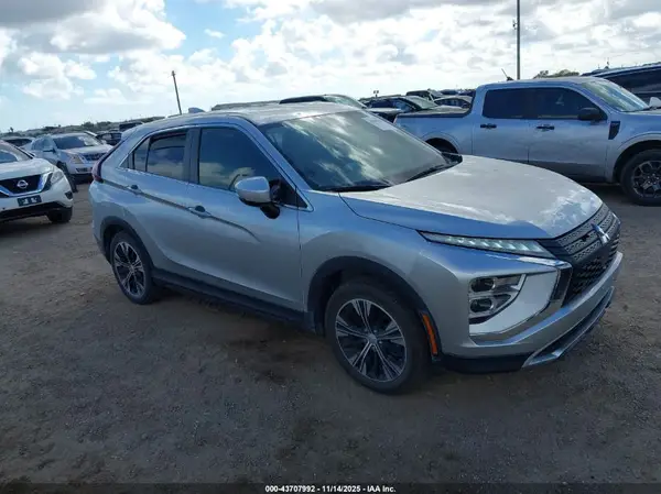 JA4ASWAA6NZ005628 2022 MITSUBISHI ECLIPSE CROSS - Image 1