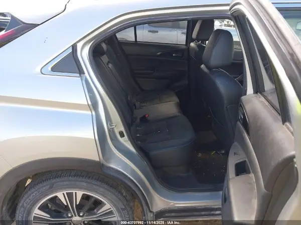 JA4ASWAA6NZ005628 2022 MITSUBISHI ECLIPSE CROSS - Image 8