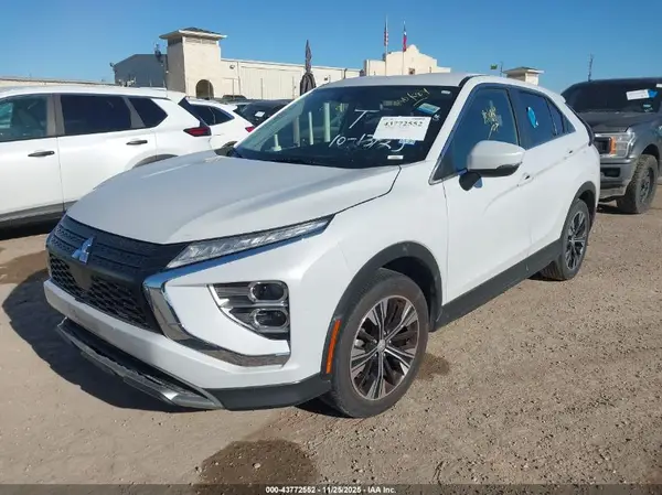 JA4ASWAA6NZ006018 2022 MITSUBISHI ECLIPSE CROSS - Image 2