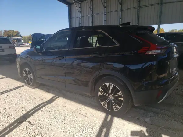 JA4ASWAA8NZ005579 2022 MITSUBISHI ECLIPSE CROSS - Image 2