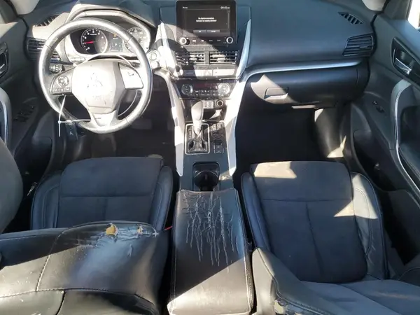 JA4ASWAA9NZ004215 2022 MITSUBISHI ECLIPSE CROSS - Image 8