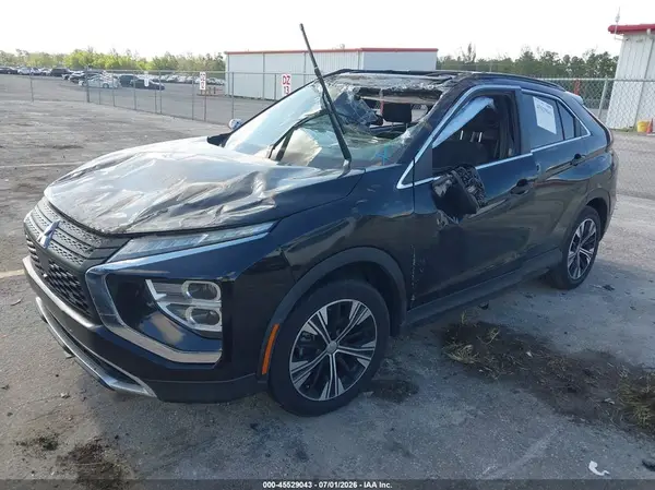 JA4ASWAA9NZ045704 2022 MITSUBISHI ECLIPSE CROSS - Image 2