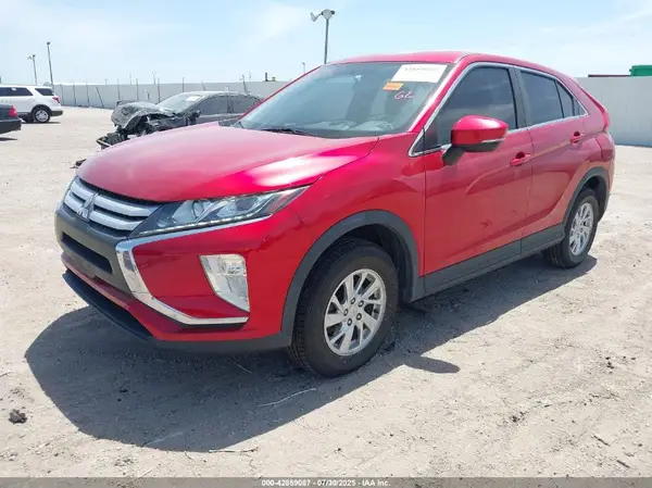 JA4AT3AA0KZ000996 2019 MITSUBISHI ECLIPSE CROSS - Image 2