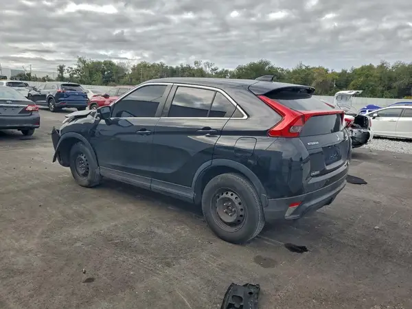 JA4AT3AA0KZ019550 2019 MITSUBISHI ECLIPSE CROSS - Image 2