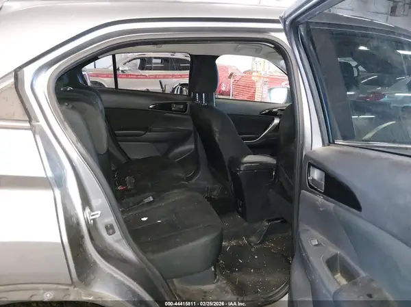 JA4AT3AA0KZ031200 2019 MITSUBISHI ECLIPSE CROSS - Image 8