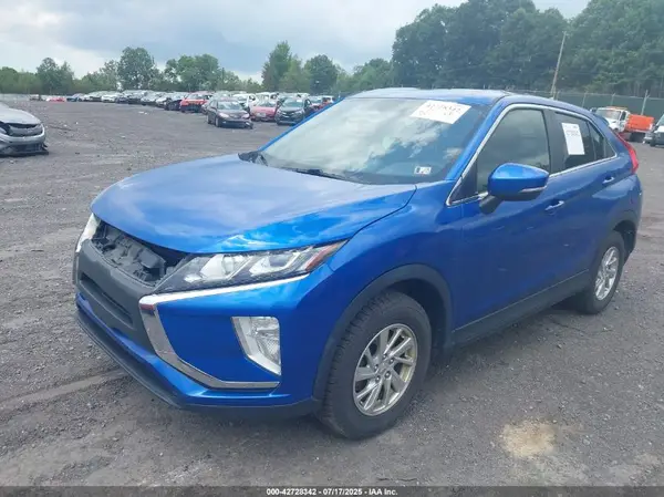 JA4AT3AA0KZ031598 2019 MITSUBISHI ECLIPSE CROSS - Image 2
