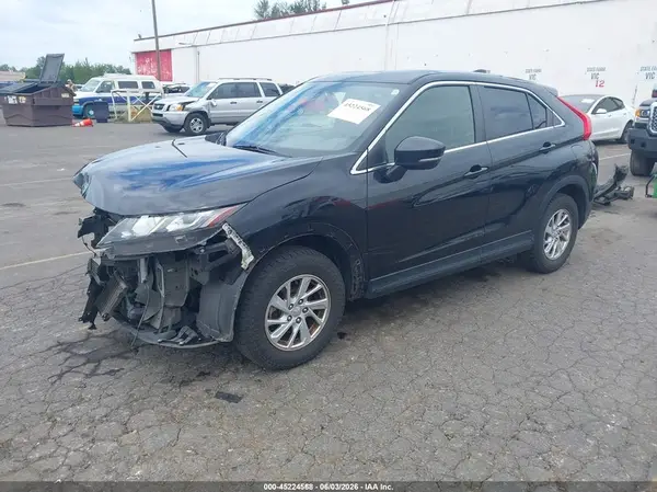 JA4AT3AA0KZ033612 2019 MITSUBISHI ECLIPSE CROSS - Image 2