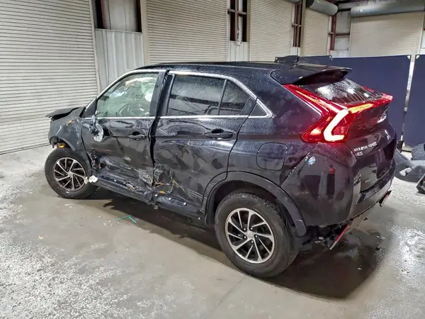 JA4AT3AA0LZ029531 2020 MITSUBISHI ECLIPSE CROSS - Image 2
