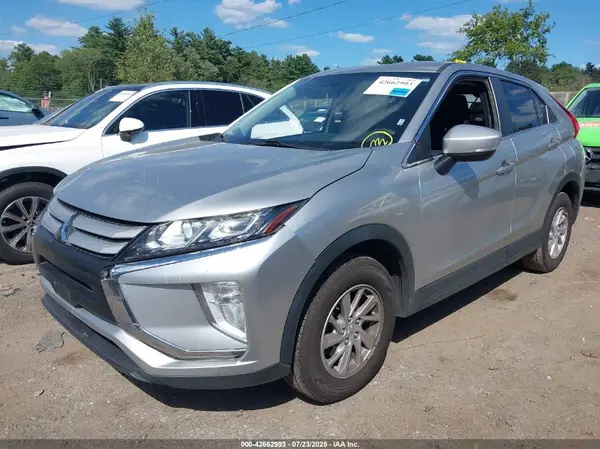JA4AT3AA1KZ023963 2019 MITSUBISHI ECLIPSE CROSS - Image 2