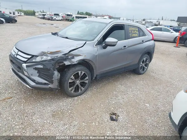JA4AT3AA1KZ604525 2019 MITSUBISHI ECLIPSE CROSS - Image 2
