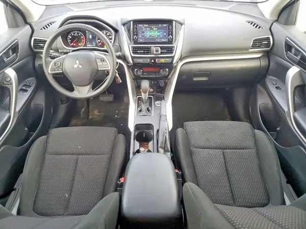 JA4AT3AA1LZ002838 2020 MITSUBISHI ECLIPSE CROSS - Image 8