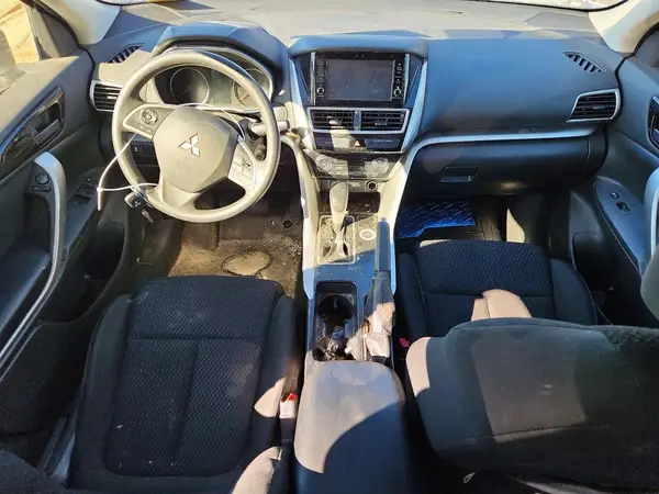 JA4AT3AA1LZ014326 2020 MITSUBISHI ECLIPSE CROSS - Image 8