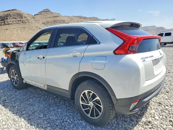 JA4AT3AA1LZ022281 2020 MITSUBISHI ECLIPSE CROSS - Image 2