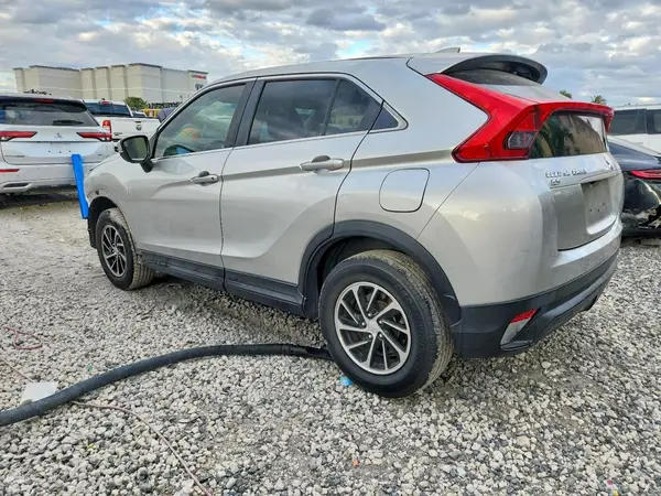 JA4AT3AA1LZ034723 2020 MITSUBISHI ECLIPSE CROSS - Image 2