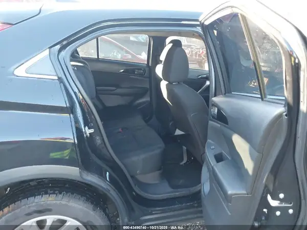 JA4AT3AA2JZ065573 2018 MITSUBISHI ECLIPSE CROSS - Image 8