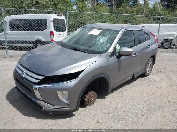 JA4AT3AA2KZ010865 2019 MITSUBISHI ECLIPSE CROSS - Image 2