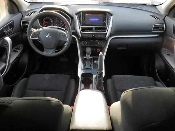 JA4AT3AA2KZ031358 2019 MITSUBISHI ECLIPSE CROSS - Image 8