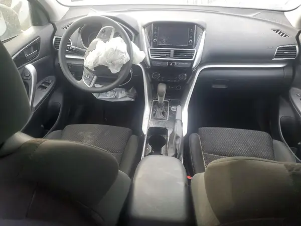 JA4AT3AA3JZ063248 2018 MITSUBISHI ECLIPSE CROSS - Image 8