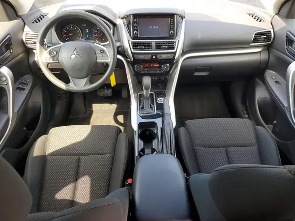 JA4AT3AA3KZ018540 2019 MITSUBISHI ECLIPSE CROSS - Image 8