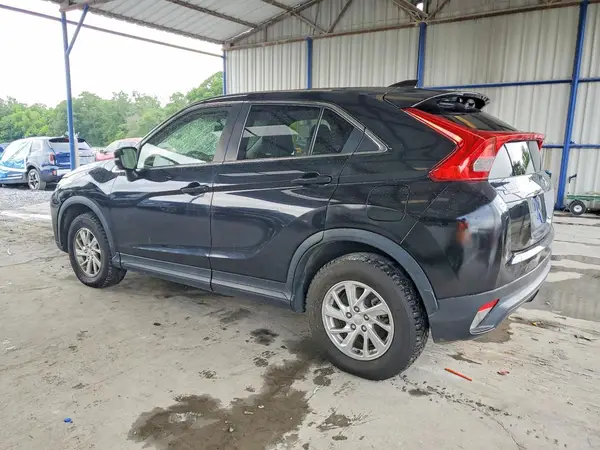 JA4AT3AA3KZ024502 2019 MITSUBISHI ECLIPSE CROSS - Image 2