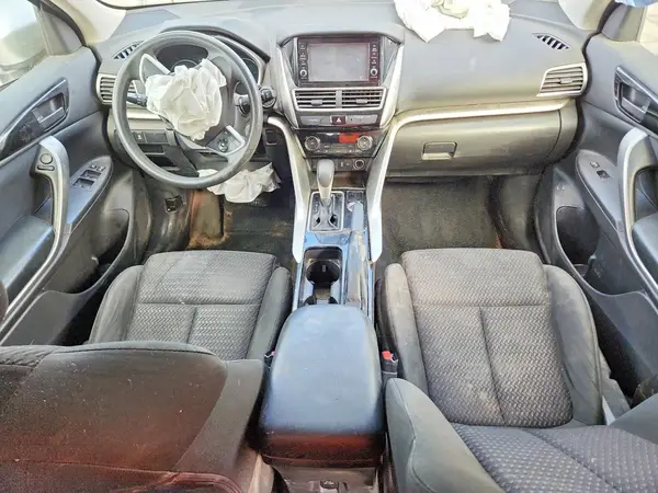 JA4AT3AA3KZ031255 2019 MITSUBISHI ECLIPSE CROSS - Image 8