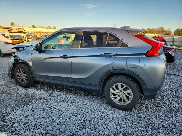 JA4AT3AA3KZ034026 2019 MITSUBISHI ECLIPSE CROSS - Image 2