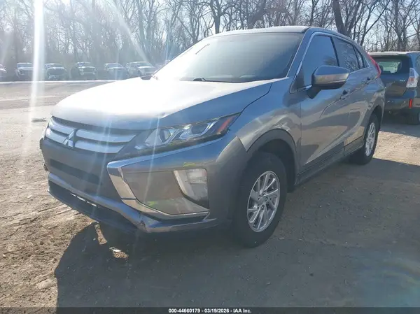 JA4AT3AA3KZ034253 2019 MITSUBISHI ECLIPSE CROSS - Image 2