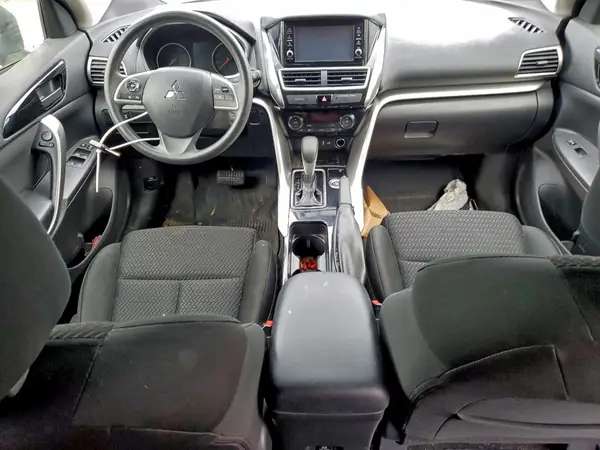 JA4AT3AA3KZ035838 2019 MITSUBISHI ECLIPSE CROSS - Image 8